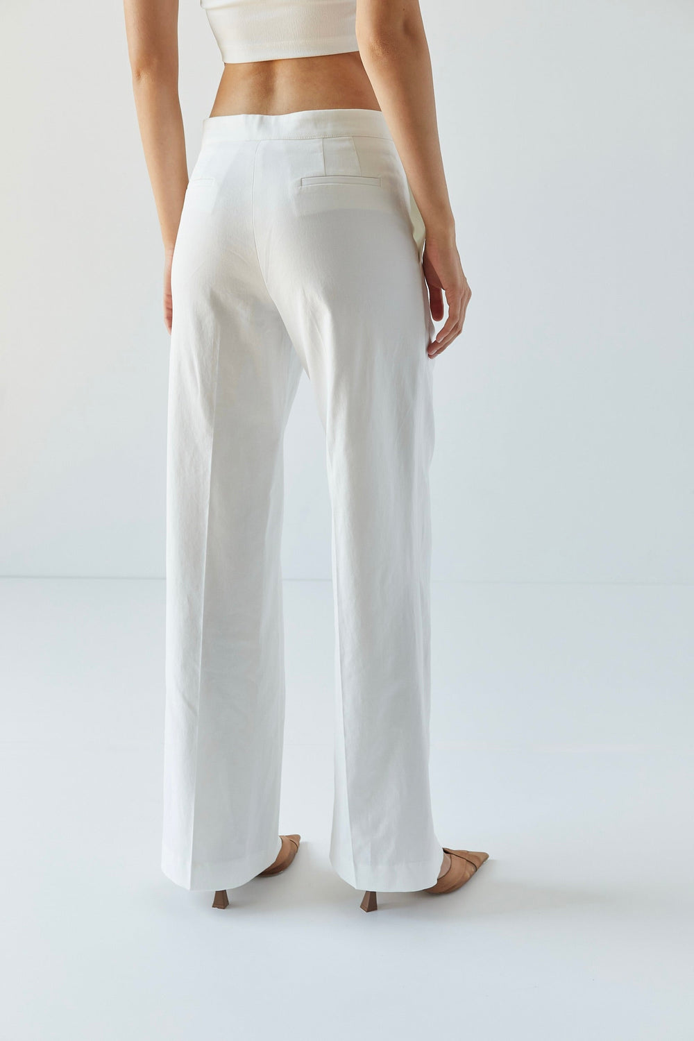 Adroit Atelier Preston Straight-Leg Stretch Trousers with Pin Tuck