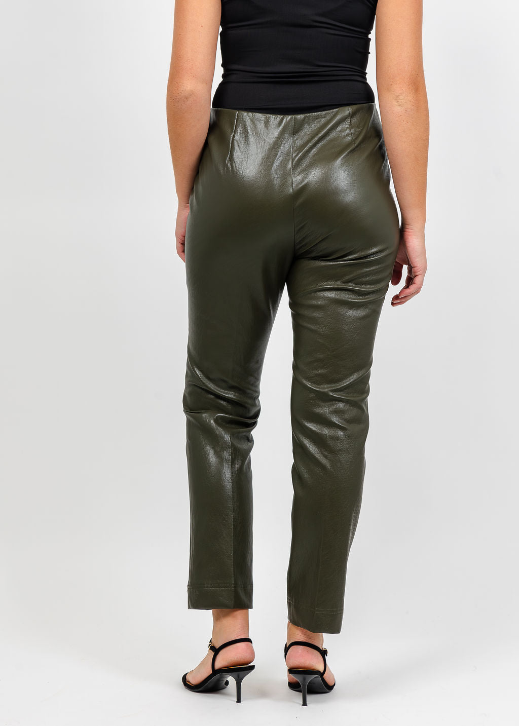 Peace of Cloth Annie Ultra Faux Pant in Olive available at Barbara Katz