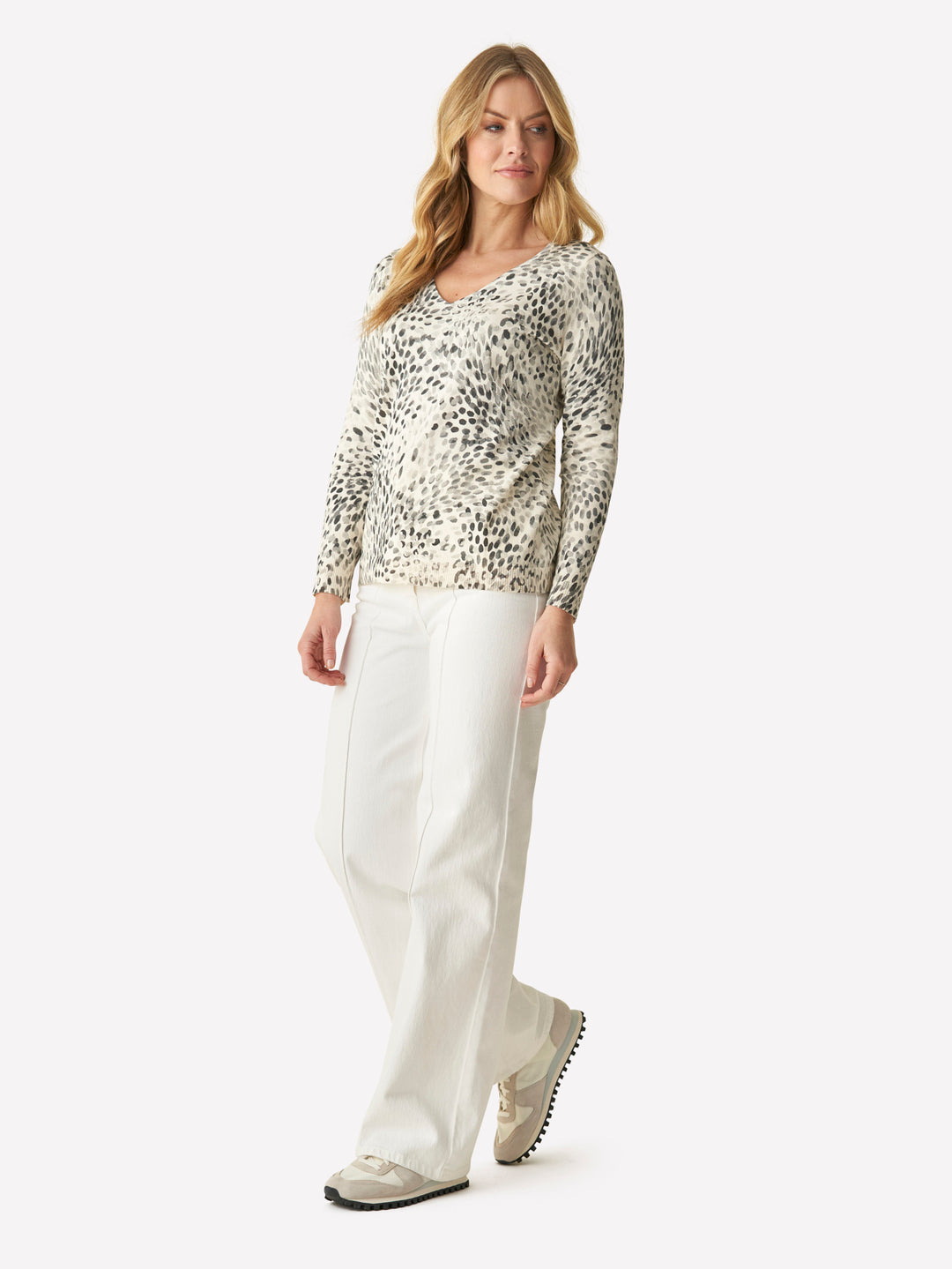 Pima Blurred Animal V Neck - White