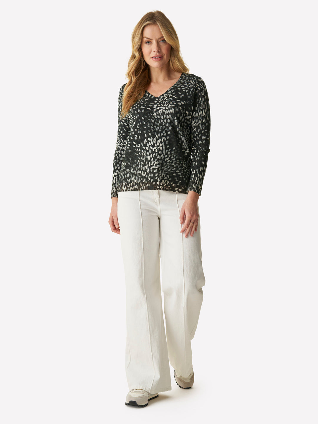 Pima Blurred Animal V Neck - Black 