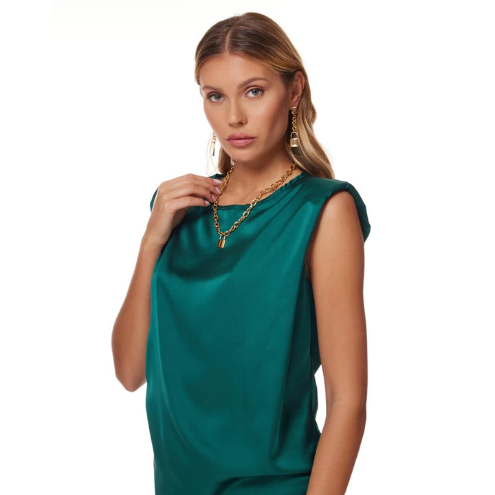 Polished Gold Link with Lock Pendant Necklace