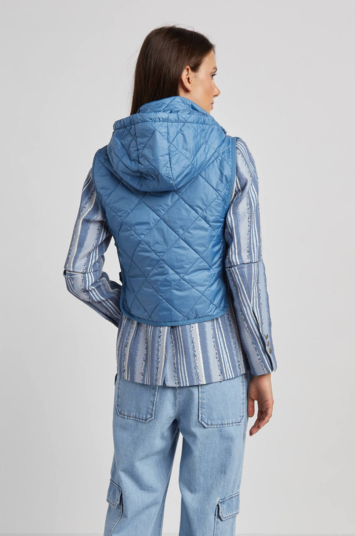 Adroit Atelie Romy Quilted Sleeveless Vest With Removable Hood - Seaside