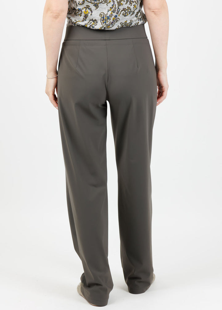 Raffaello Rossi Candice Straight Pants in Olive available at Barbara Katz
