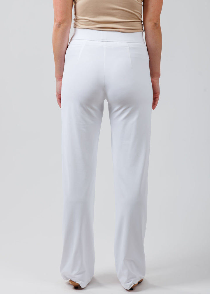 Raffaello Rossi Candice Straight Pants in White available at Barbara Katz 
