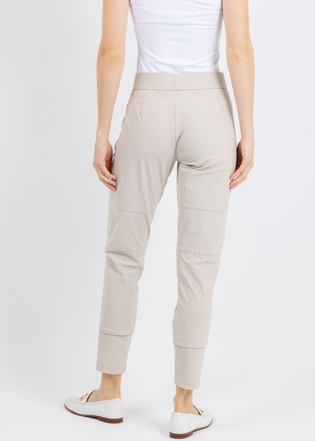 Raffaello Rossi Candy Pants in Kalk available at Barbara Katz