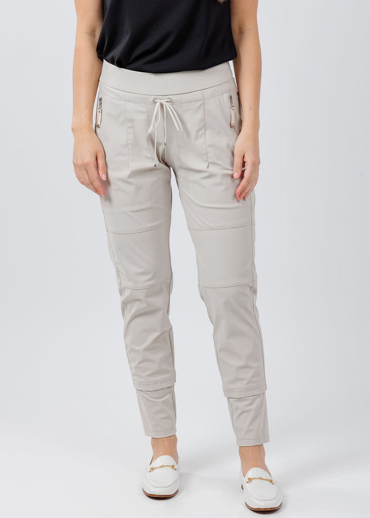 Raffaello Rossi Candy Pants in khalk available at Barbara Katz 