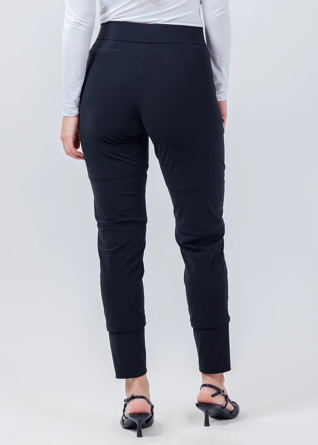 Raffaello Rossi Candy Pants in Marine available at Barbara Katz