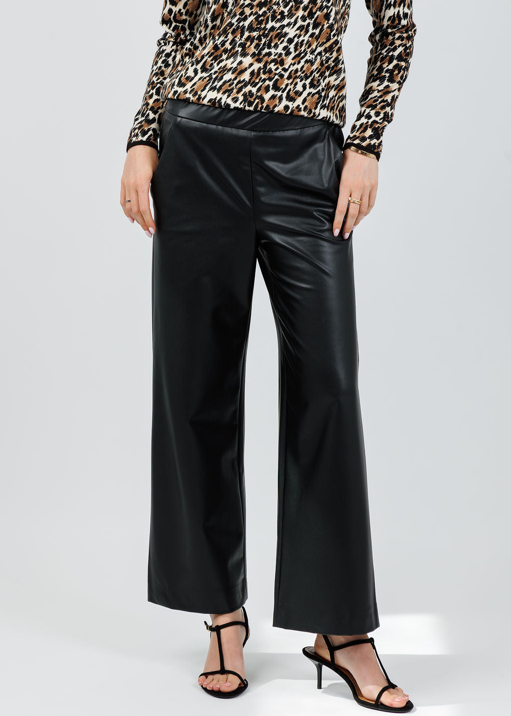 Raffaello Rossi Palina Vegan Leather 6/8 Culotte Pants in Black available at Barbara Katz