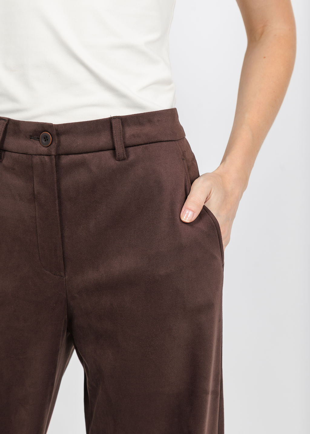 Raffaello Rossi Phibi 7/8 Suede Pant in Tabak available at Barbara Katz