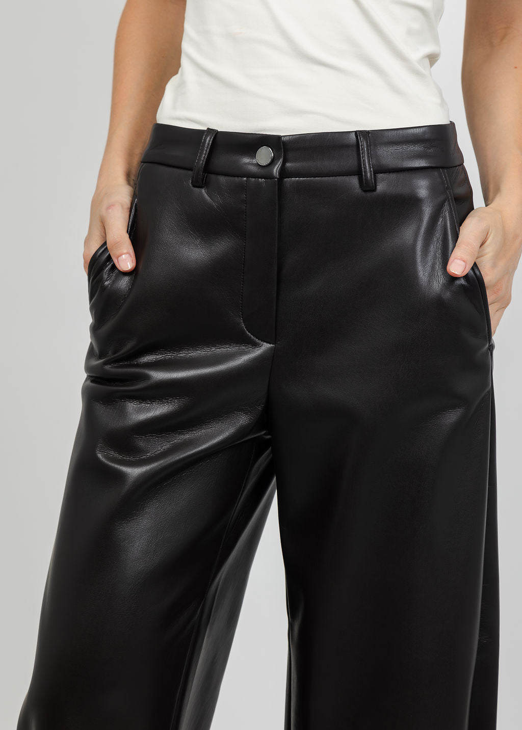 Raffaello Rossi Phibi 7/8 Vegan Leather Pant in Dark Brown available at Barbara Katz