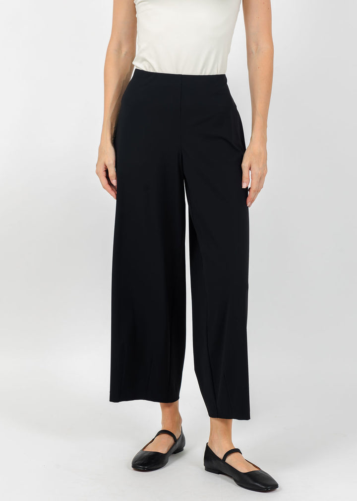 Raffaello Rossi Sally 7/8 High Tech Jersey Pants in Black available at Barbara Katz