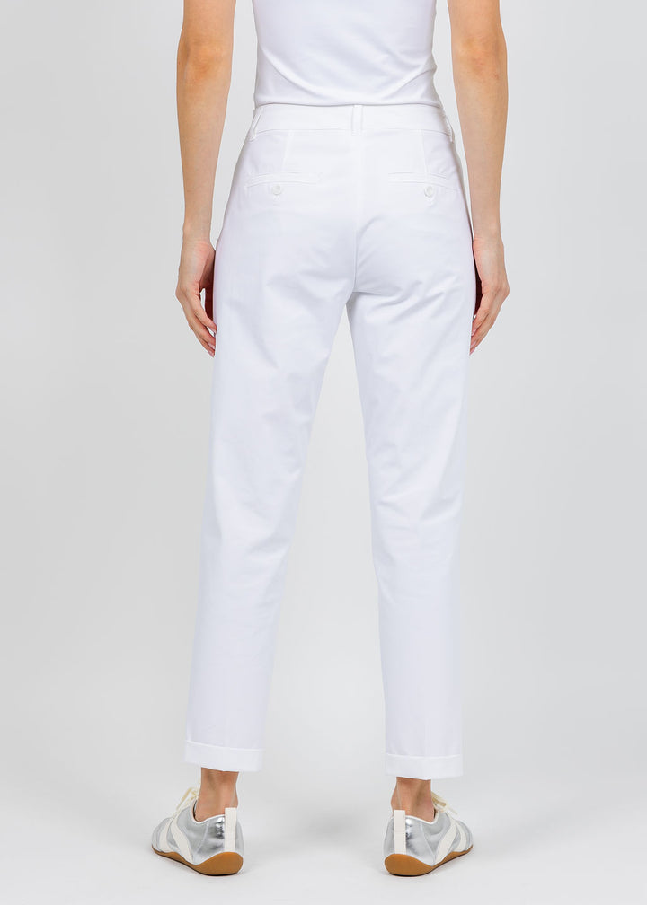 Raffaello Rossi Techno Cotton Ute 7/8 Pants in White available at Barbara Katz