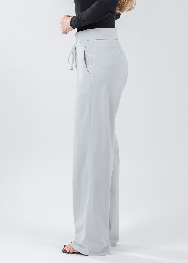 Raffaello Rossi Candice Straight Pants in Light Grey available at Barbara Katz