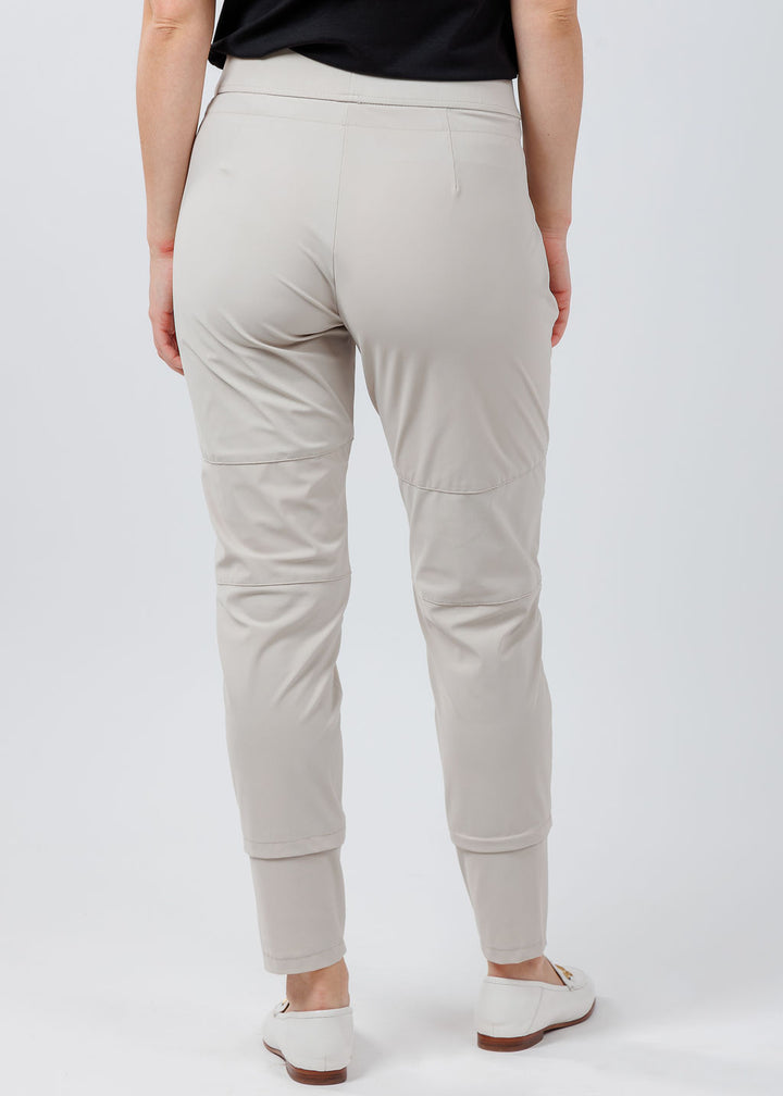 Raffaello Rossi Candy Pants in khalk available at Barbara Katz 