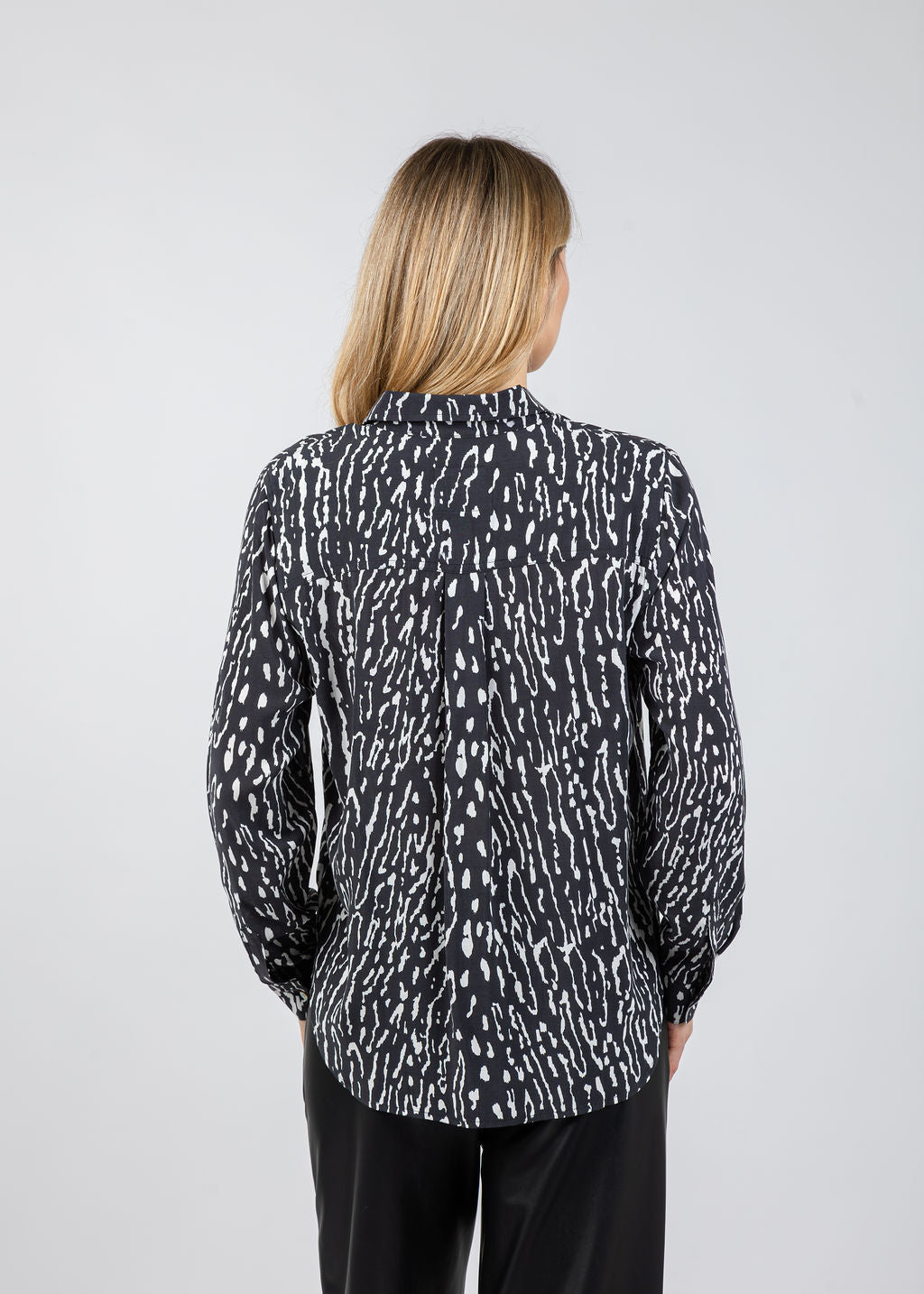 Rails Josephine Shirt in Ash Lynx available at Barbara Katz