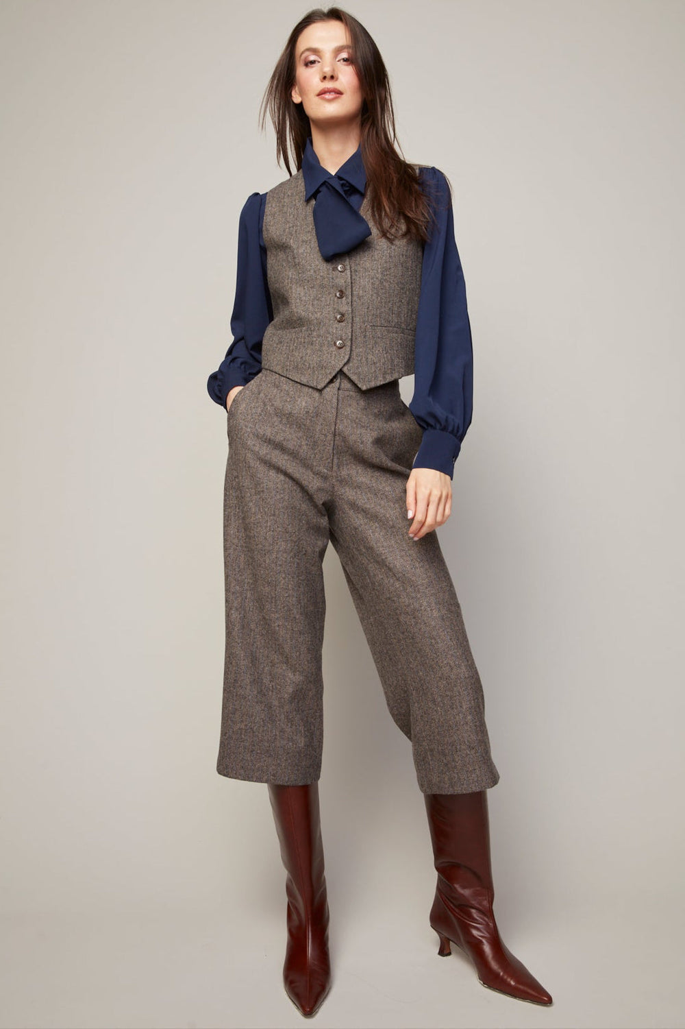 Adroit Atelier Sandro Sleeveless Vest in Java available at Barbara Katz