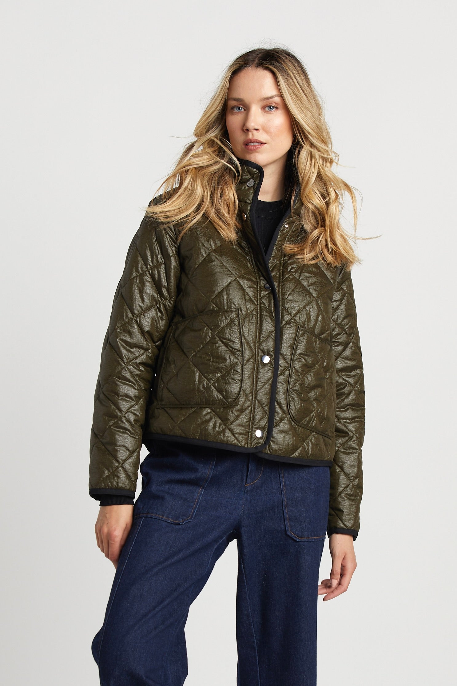 Adroit Atelier Shelby Short Quilted Hooded Jacket - Army Green