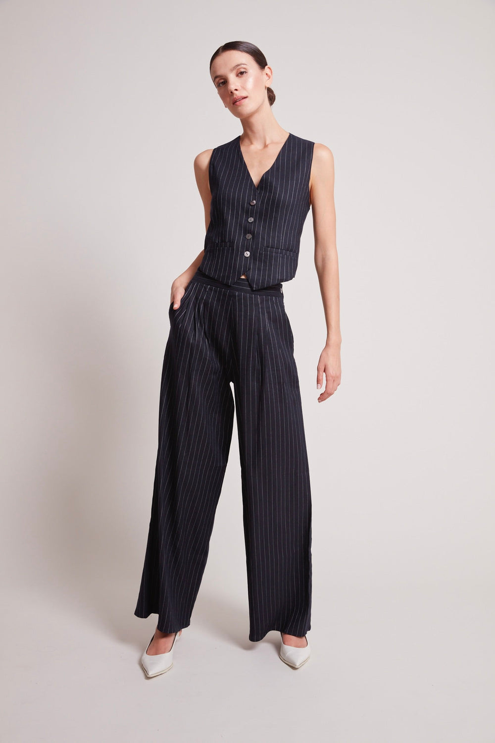 Adroit Atelier River Flowy Pants in Dark Navy/Off Wihite available at Barbara Katz