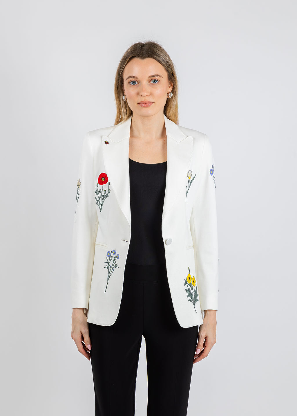 Vilagallo Sophia Crepe Blazer in Blanco Flowers available at Barbara Katz