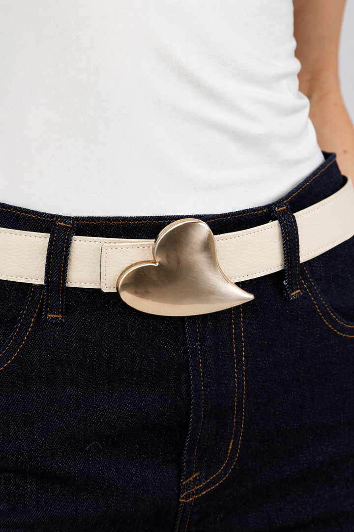 Suzy T Heart Buckle Belt in Cream/Black available at Barbara Katz