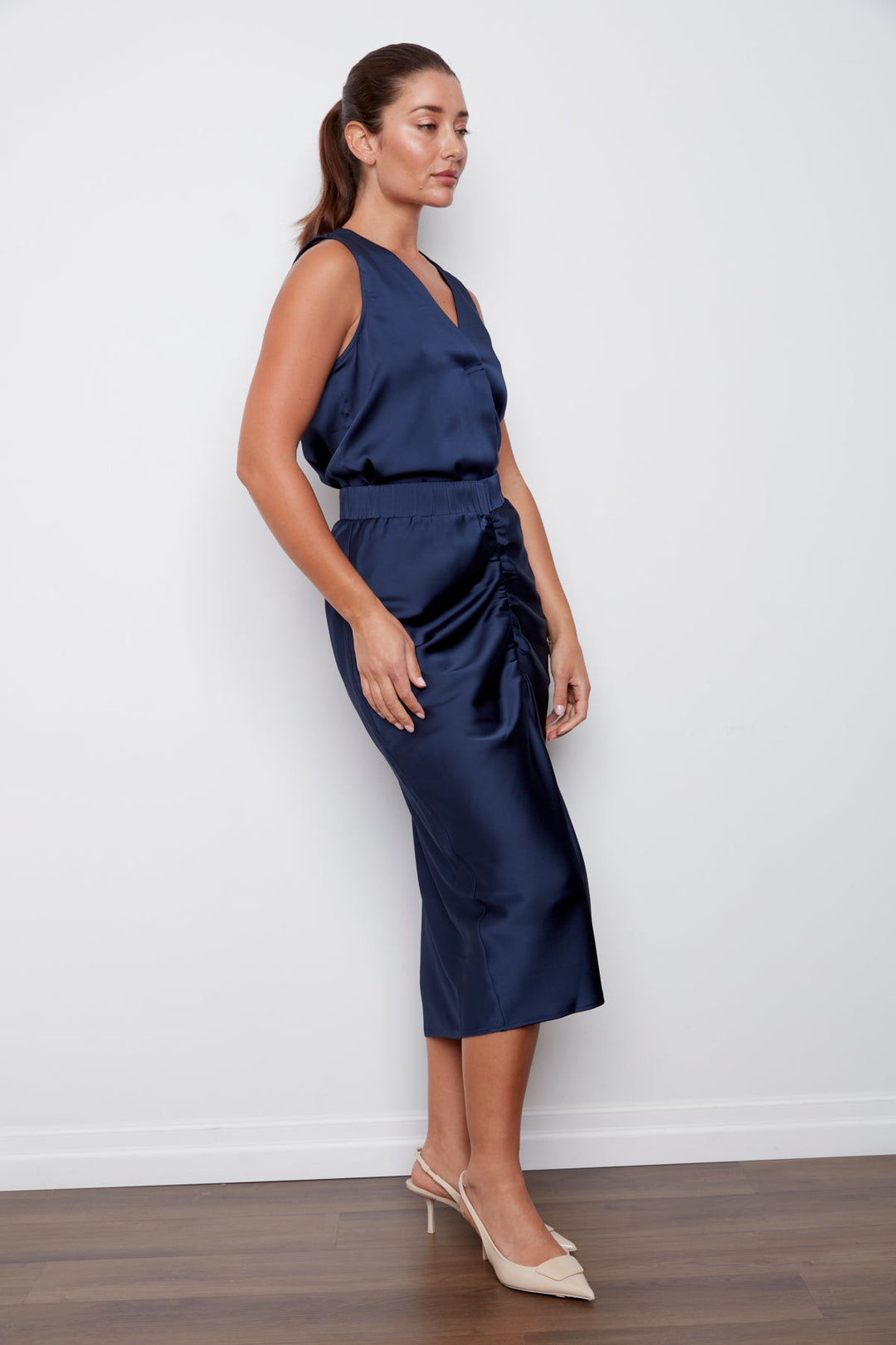 Cayleen Tulip Shaped Elastic Waist Skirt - Navy