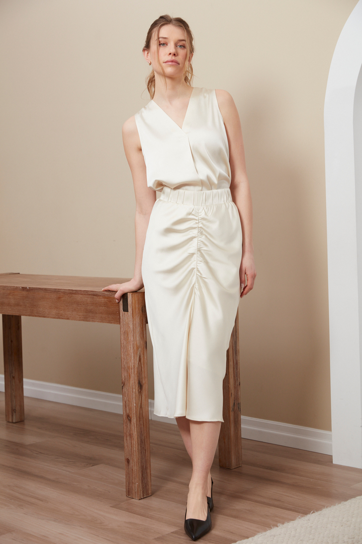 True Sleeveless Blouse - Champagne