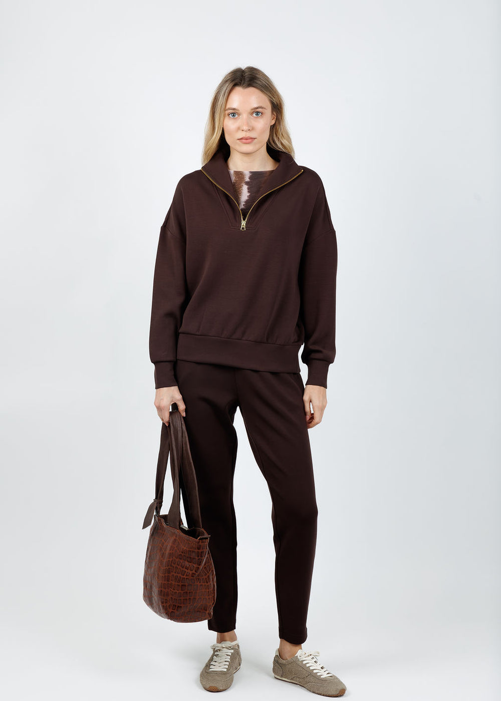Varley Hawley Half-Zip Sweat in Coffee Bean paired with matching Varley The Slim Pant 27.5" in Coffee Bean available at Barbara Katz