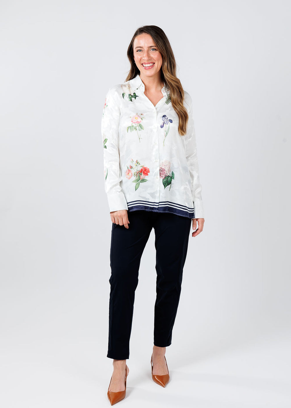 Vilagallo Mariela Jacquard Shirt d with Raffaello Rossi Candy Pants in Black available at Barbara Katz