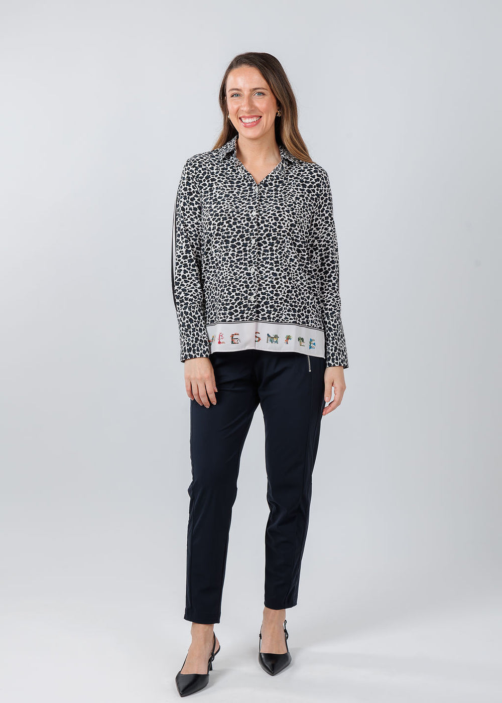 Vilagallo Tea Leopardo Shirt paired with Raffaello Rossi Natina Pants in Marine available at Barbara Katz