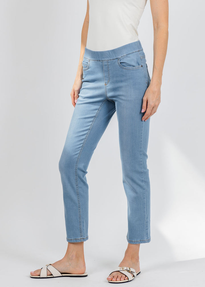 Wonderjeans Pull On Ankle Jean 27" in Blue Bleach available at Barbara Katz