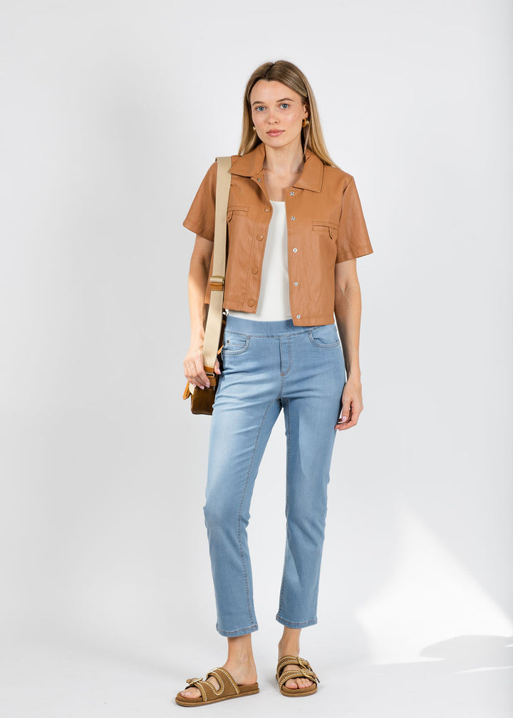 Wonderjeans Pull On Ankle Jean 27" in Blue Bleach available at Barbara Katz