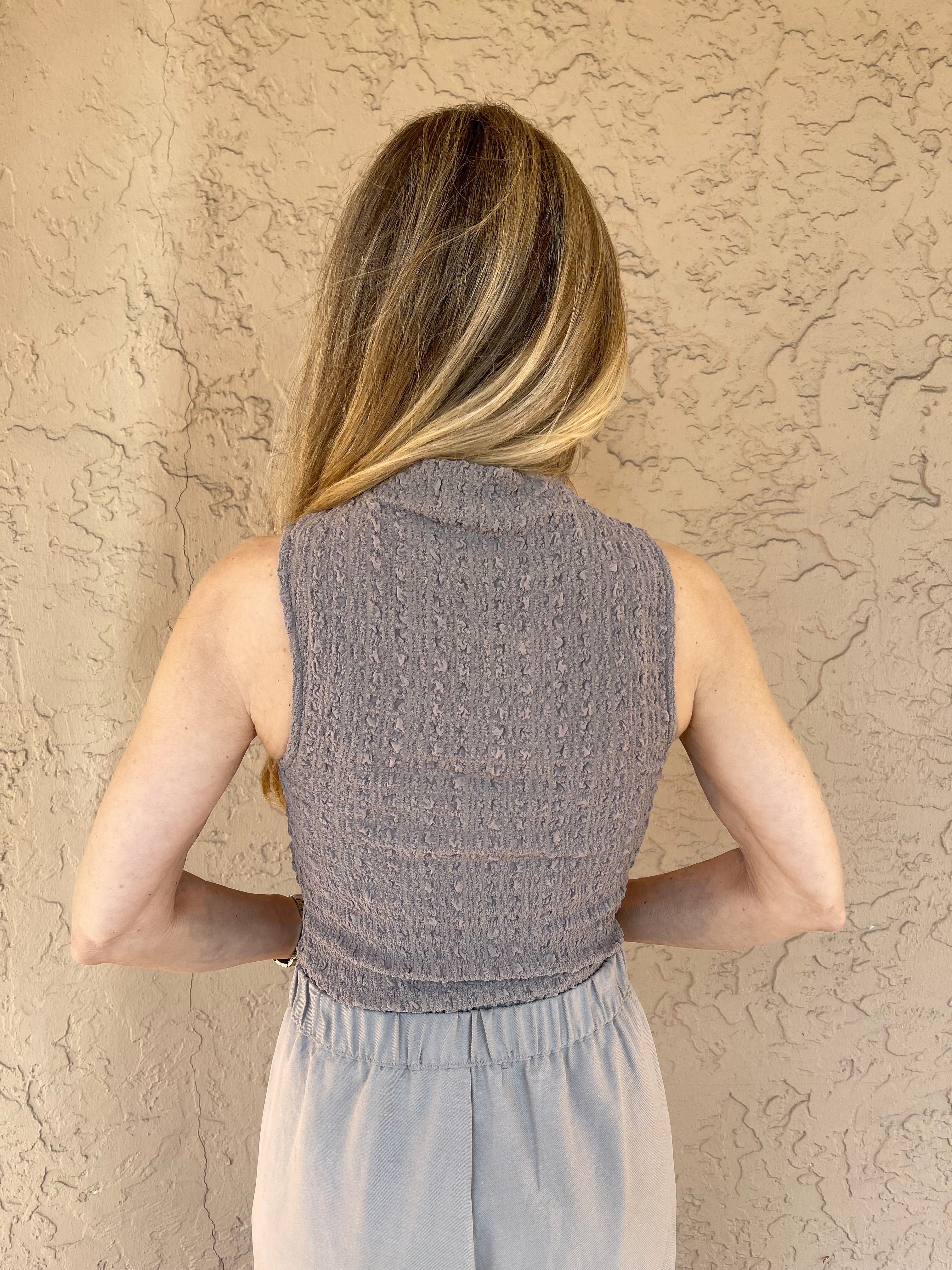 Puckered Sleeveless Hi-Neck - Limestone – Barbara Katz