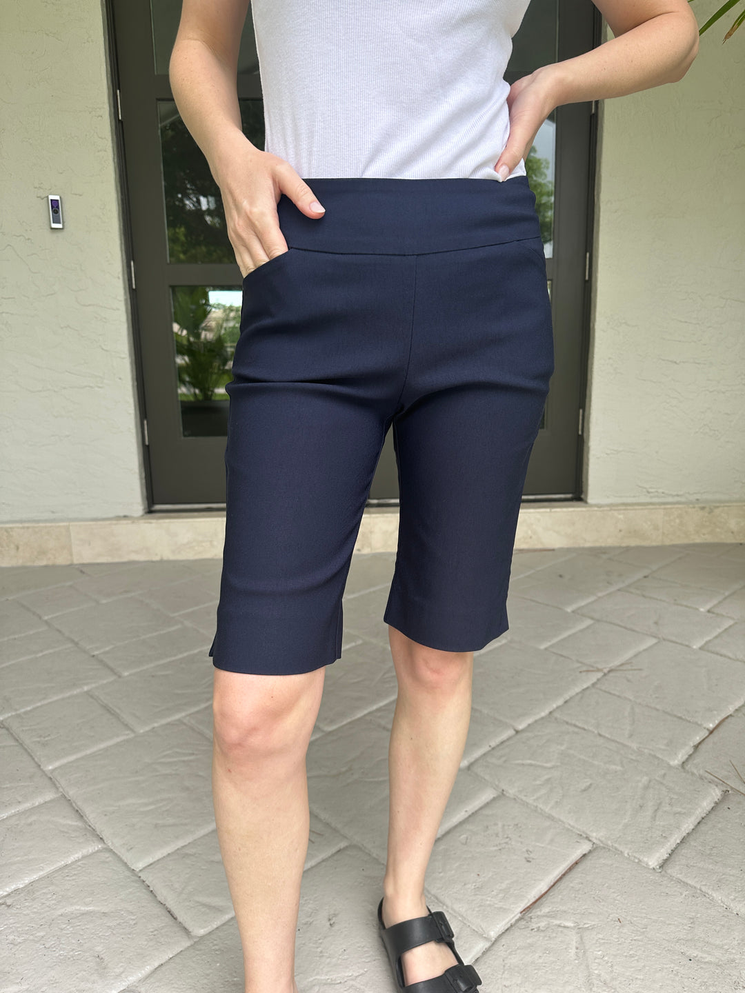Pure Amici Pull On Short - Navy