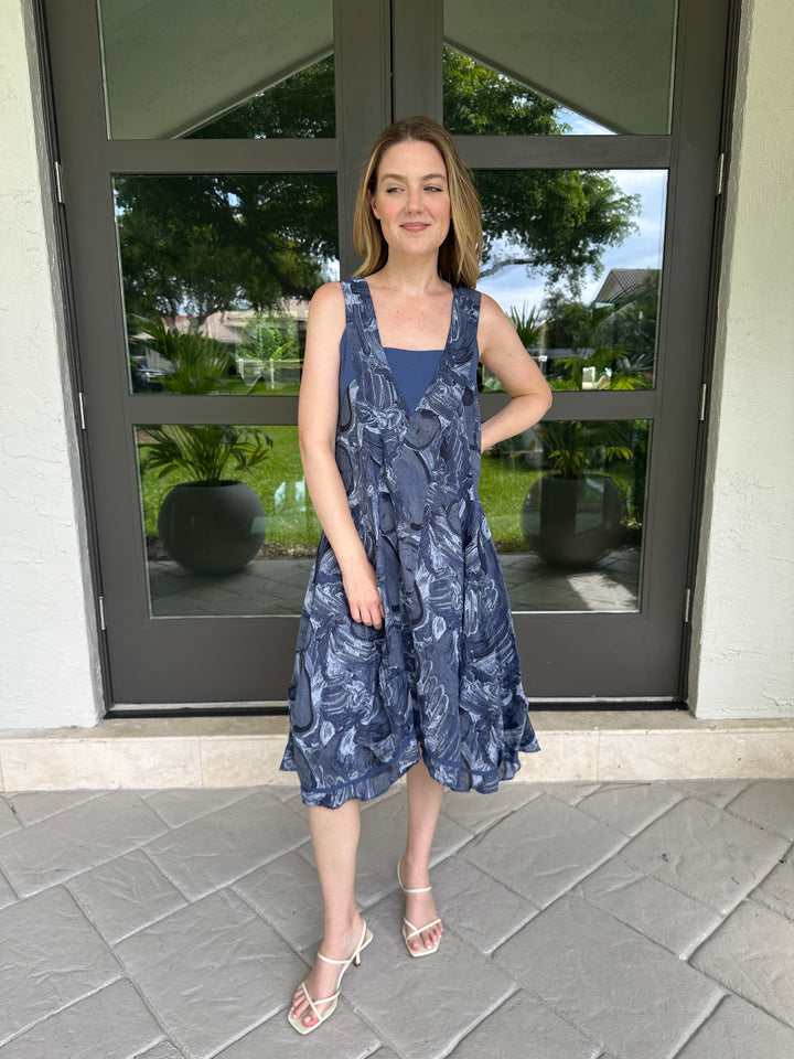 Lands Down Under Linen Wave Print Dress