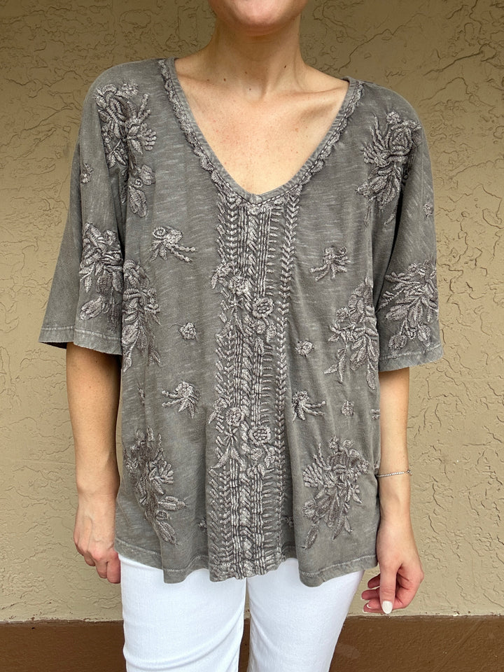 Skye Embroidered Shirt in Grey