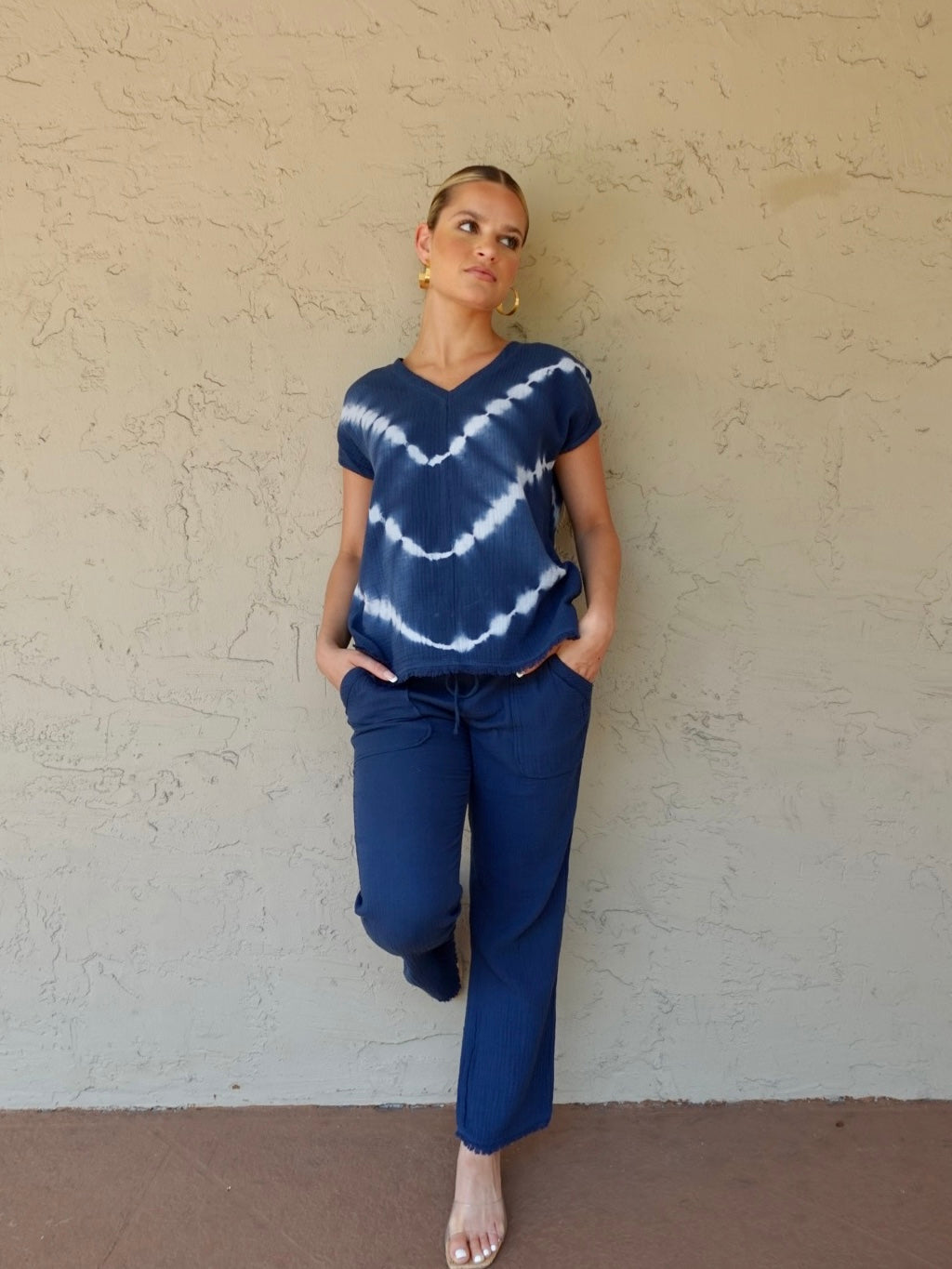 Pure Amici Gauze V-Neck Top - Navy