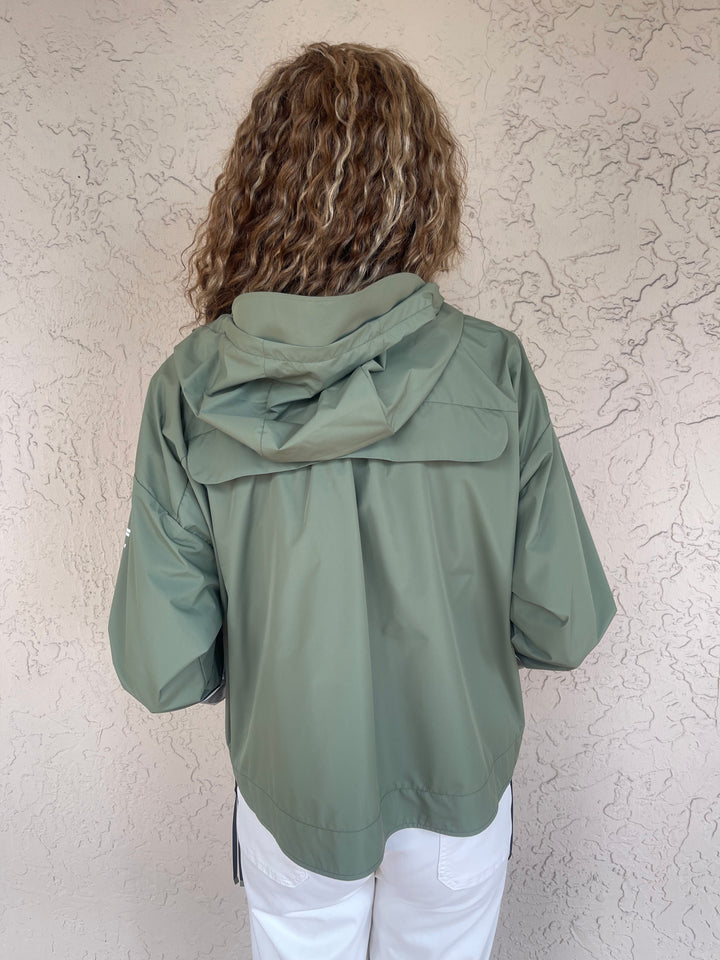 OOFWEAR Cropped Rain Jacket Side Slits - Verde