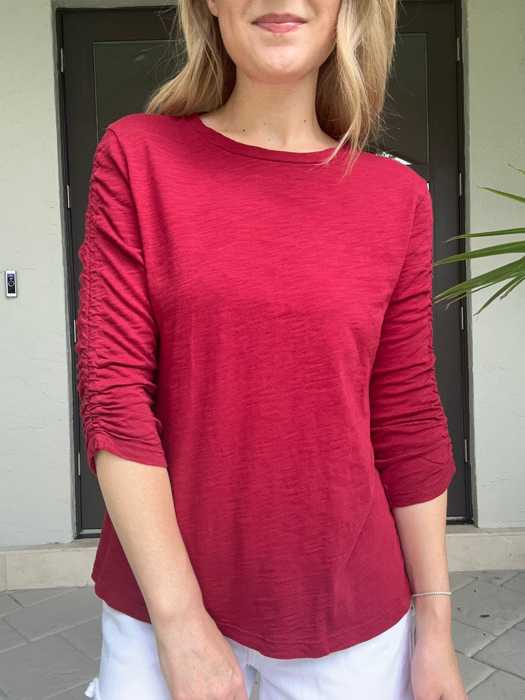Elliott Lauren Ruched 3/4 Sleeve Tee - Currant