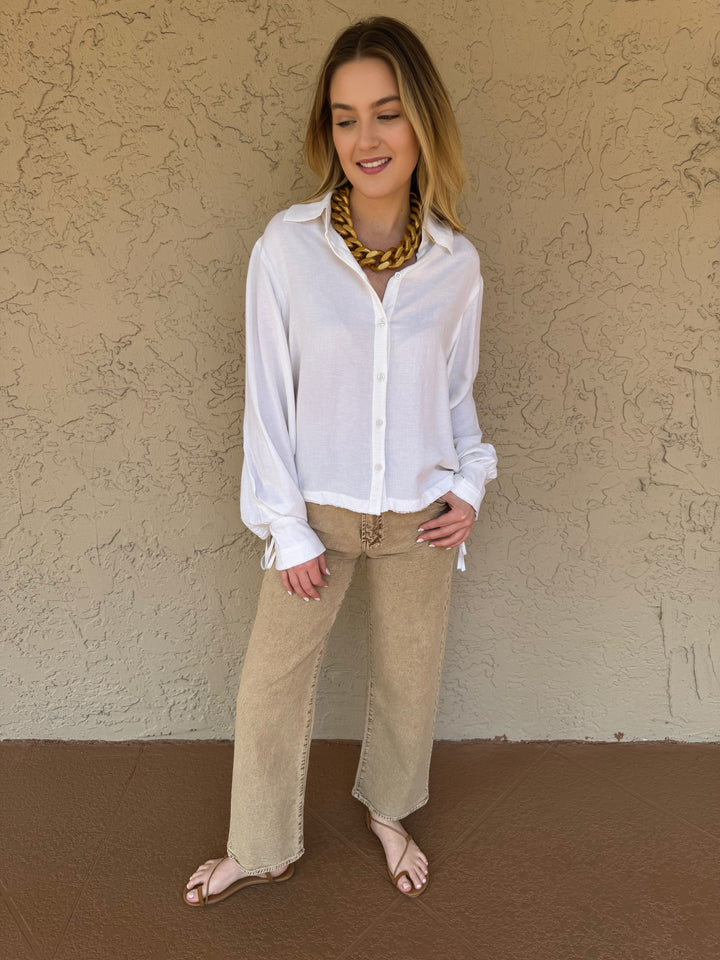 Current/Elliot The Beloved Long Sleeve Shirt in White & Mother The Dodger Ankle Jeans in Tan