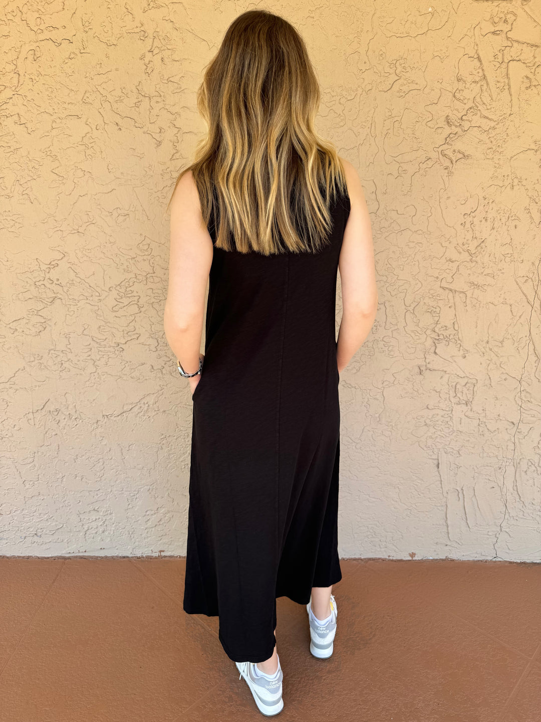 Elliott Lauren Sleeveless Maxi Dress With Pockets - Black