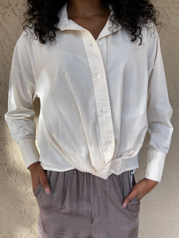 Stateside Poplin Long Sleeve Front-Twist Shirt - Cream