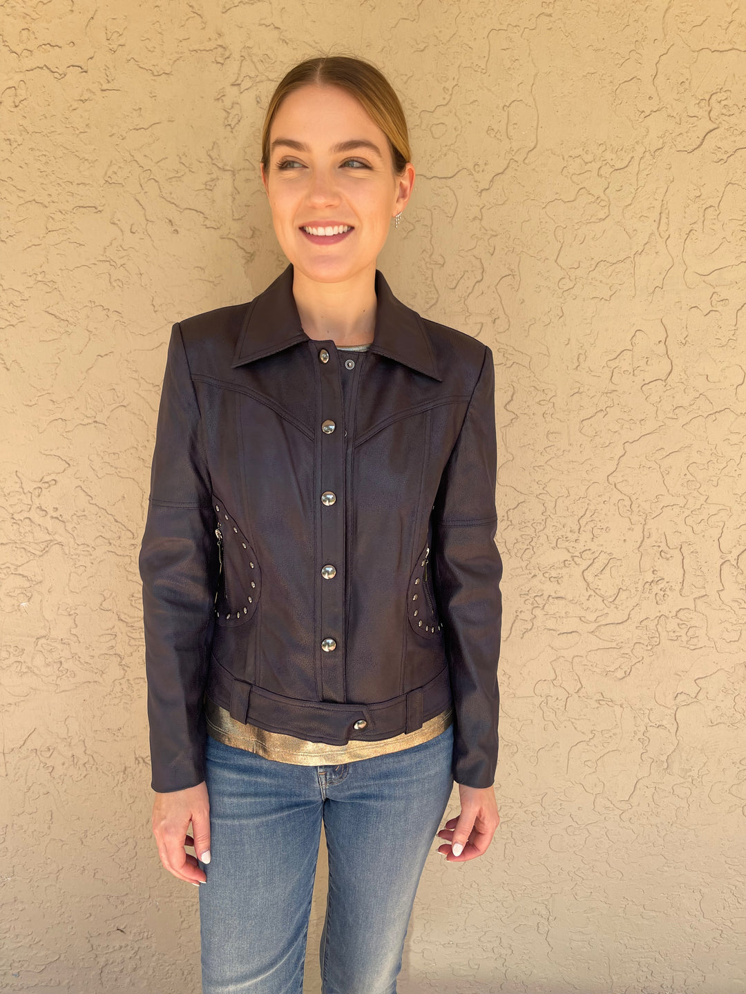 Cropped Jacket with Mate Stud