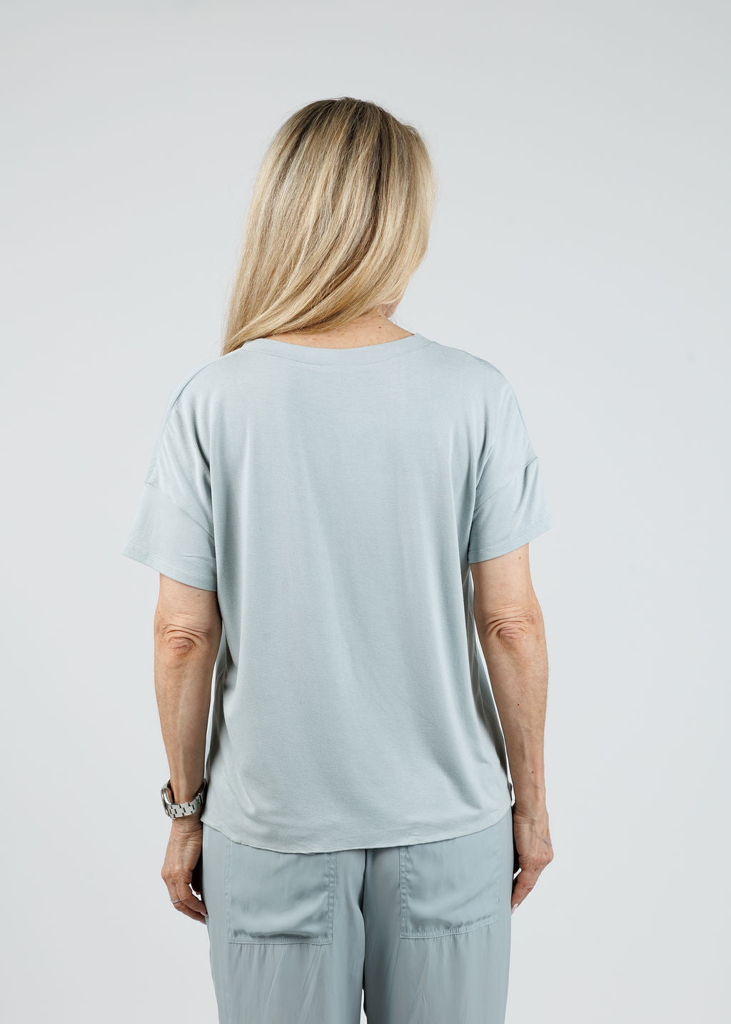Lola & Sophie Grace V-Neck Hybrid Tee in Mineral available at Barbara Katz