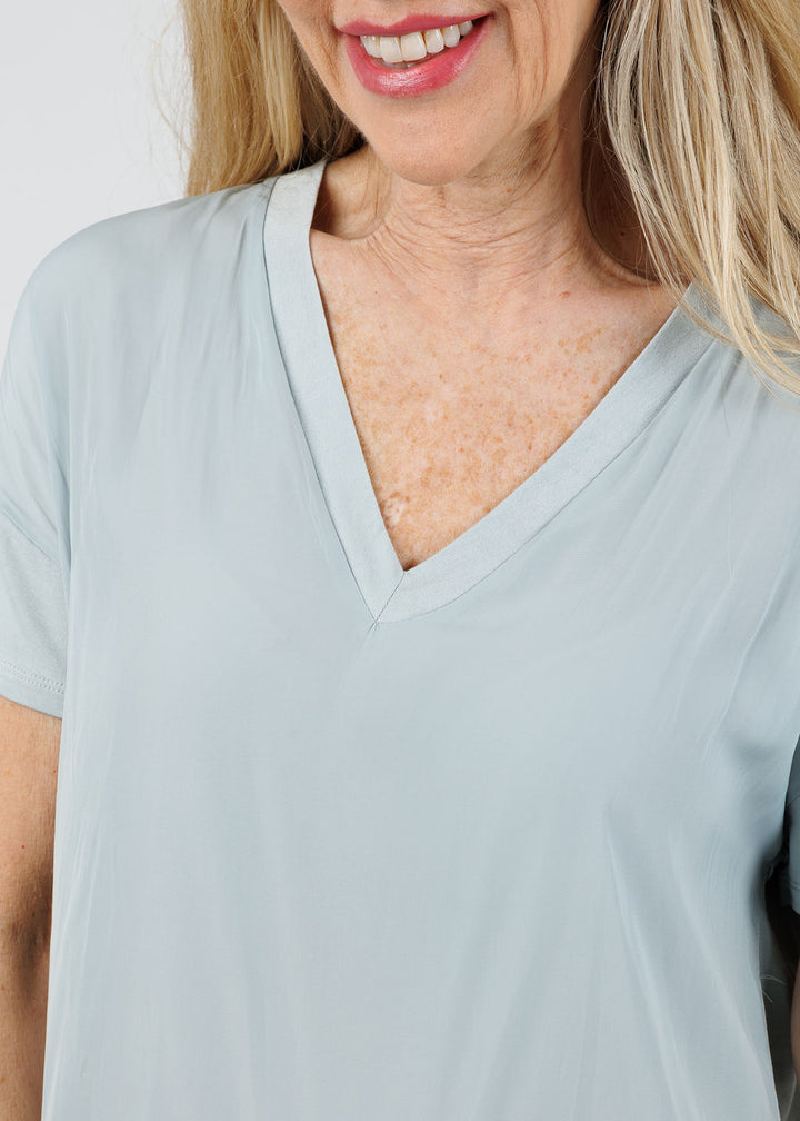 Lola & Sophie Grace V-Neck Hybrid Tee in Mineral available at Barbara Katz