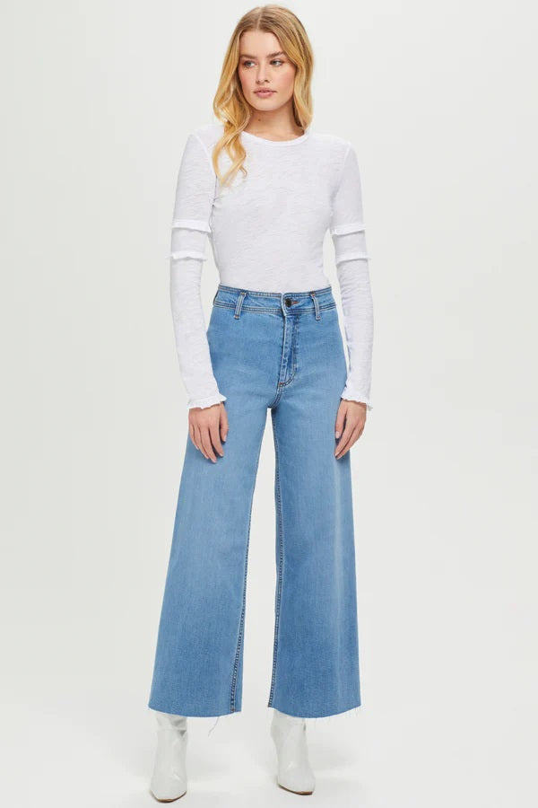 Goldie L/S SOFT RUFFLES TOP - WHITE