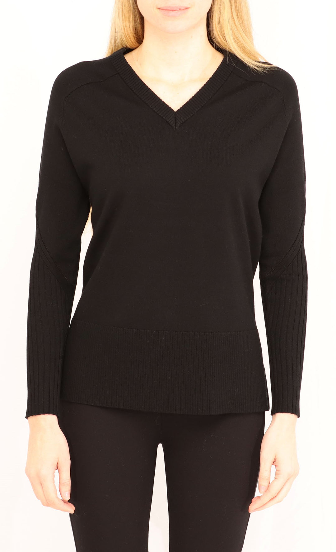 Boxy V-Neck Sweater - Black