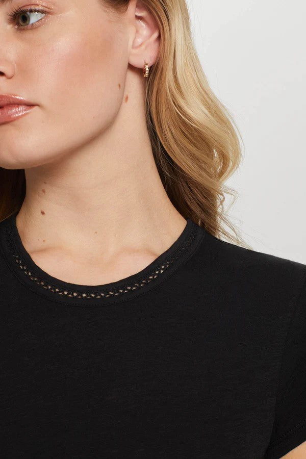 Link Embroidery Ringer Tee - Black