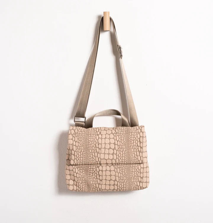 Tokyo Messenger Light Taupe
