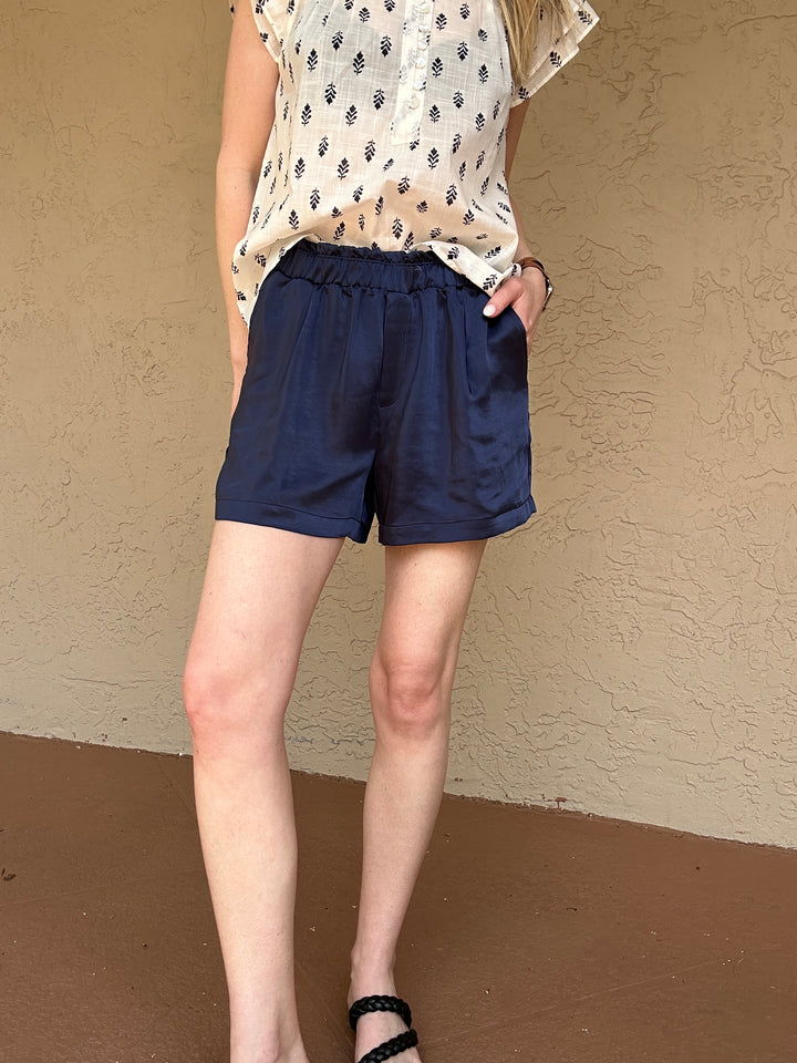 Lauren Silky Short