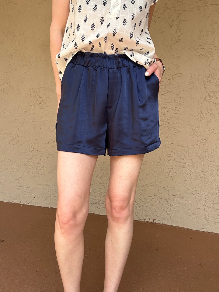 Lauren Silky Short